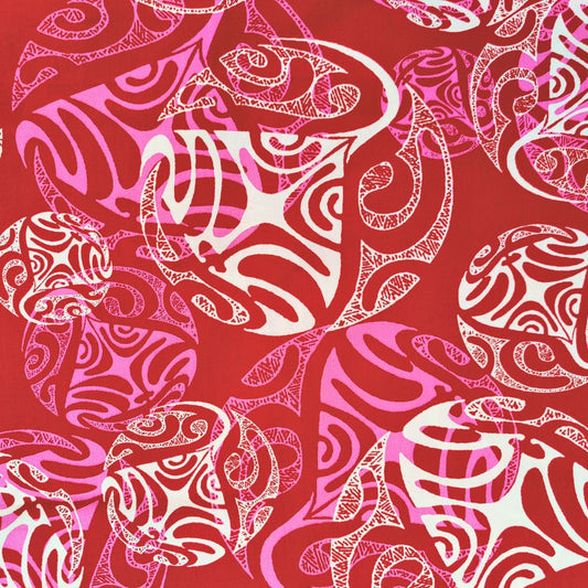 Détail motif Tatouages polynésiens Raies Manta rose fuschia rose pâle sur fond rouge corail 100% coton