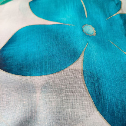 Paréo tahitien en voile de coton peint à la main - Frangipaniers turquoise