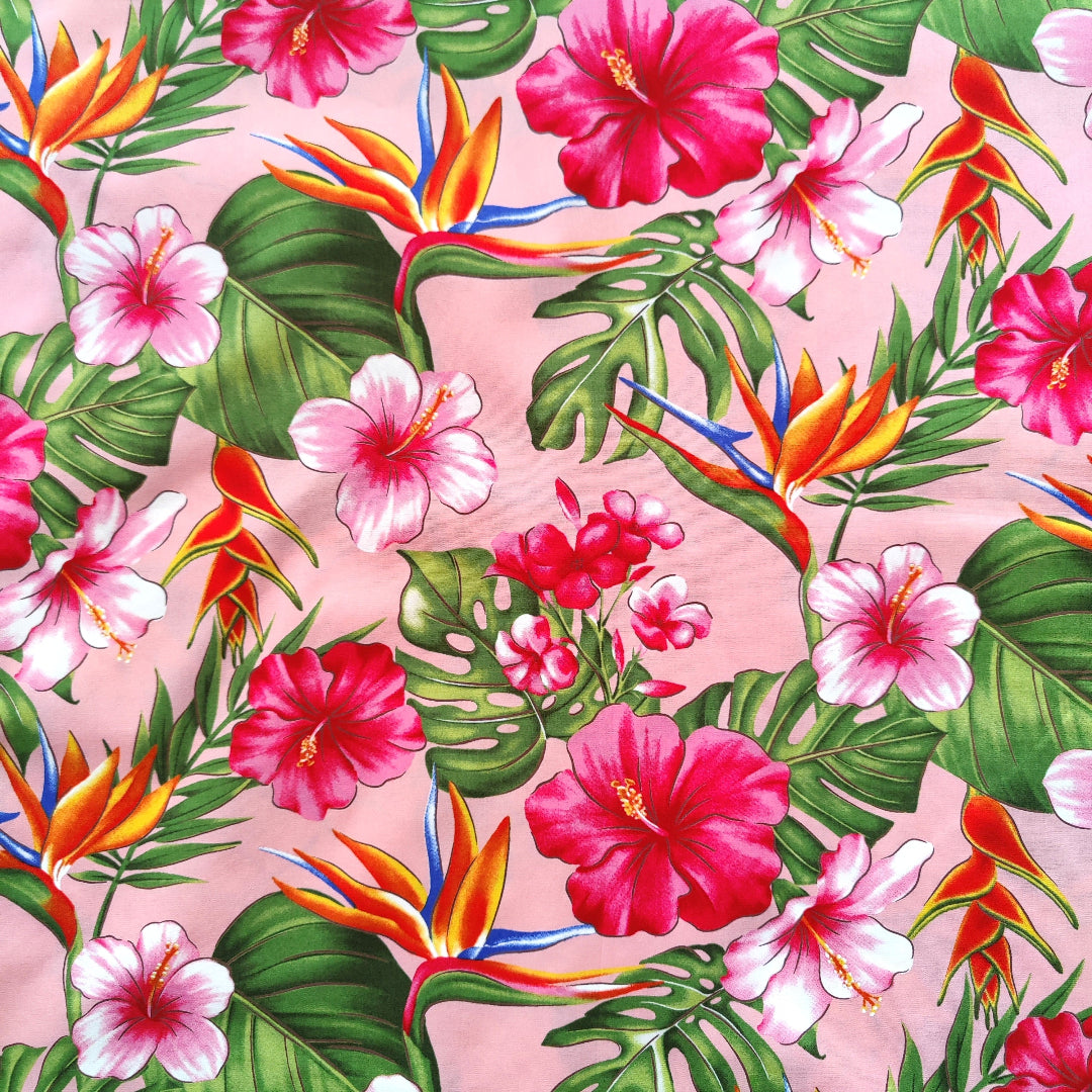 Détails Tissu polynésien tropical motifs oiseaux de paradis et hibiscus rose
