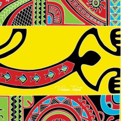 Paréo polynésien en fibranne représentant un geckko margouillat stylisé et des motifs polynésiens colorés