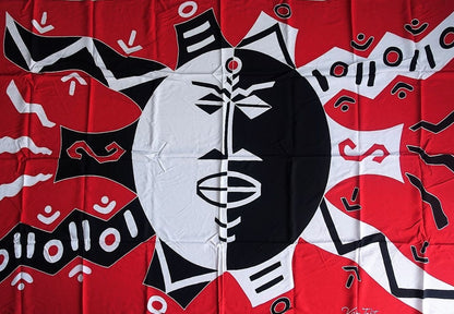 Paréo Soleil tribal rouge en fibranne, paréo polynésien, idéal pour la plage ou la danse tahitienne