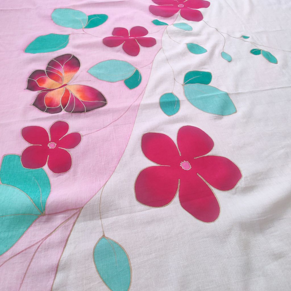 Paréo tahitien peint à la main - Tiarés rouge sur fond rose et blanc
